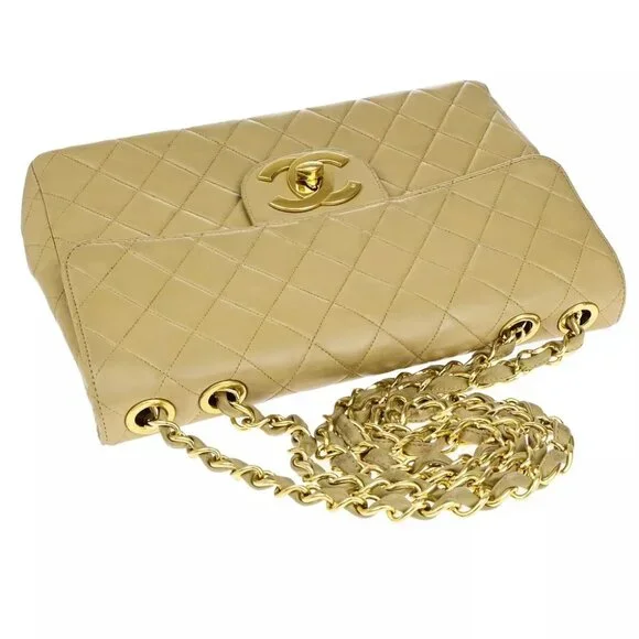 CHANEL CC Matelasse 30 Chain Shoulder Bag Leather Beige GHW Vintage Shoulder Bags